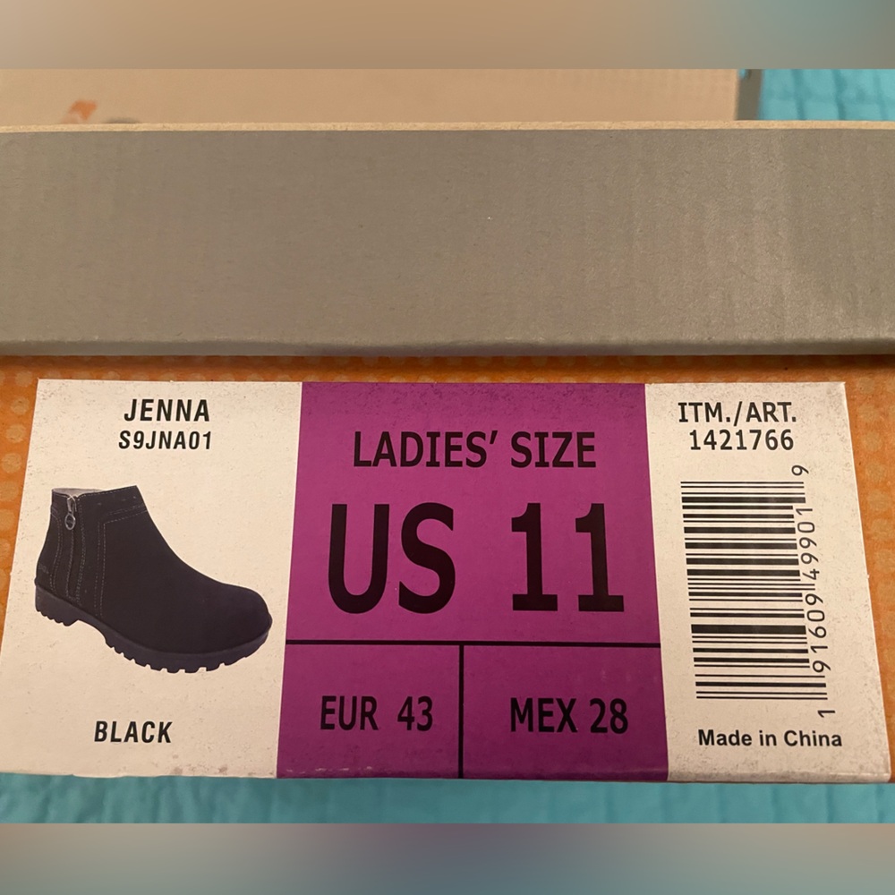 Jenna J Sport Short Black Boot 11 - Picture 2 of 4